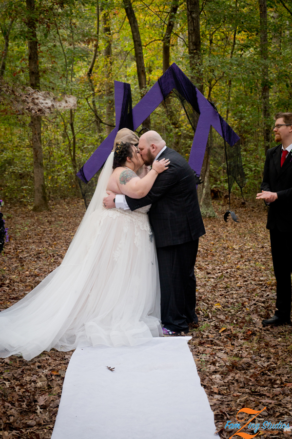 Greenville_Halloween_Wedding_KAC_0632 Halloween Wedding | Kyndal + Cain